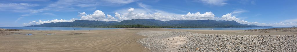 Whale tail beach