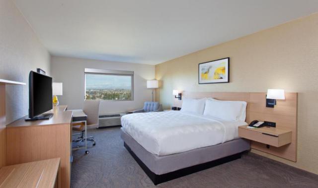 Holiday Inn LAX
