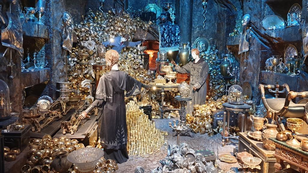 Harry Ron og Hermione i Gringotts banken Harry Potter Studio London