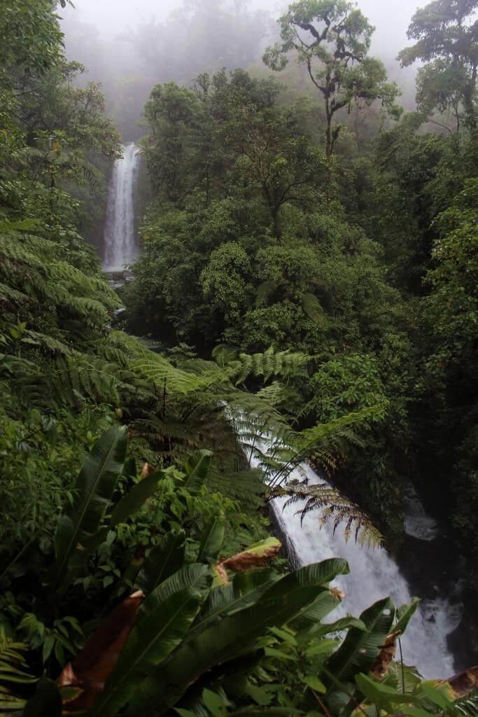 Rejse til Costa Rica vandfald