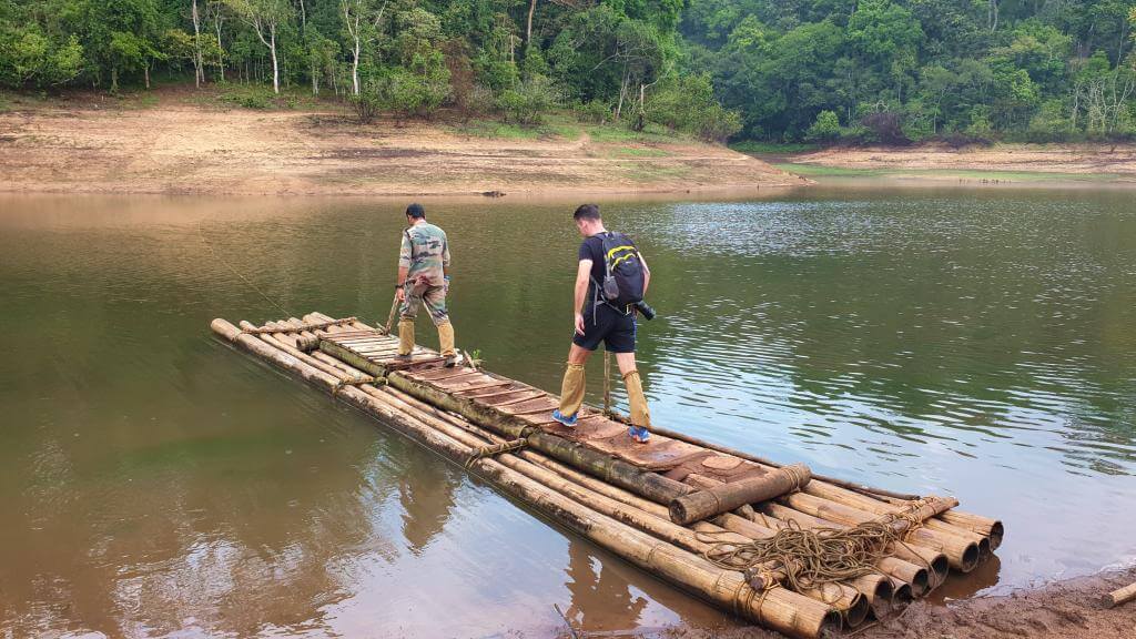 Bambusflåde i Periyar nationalpark