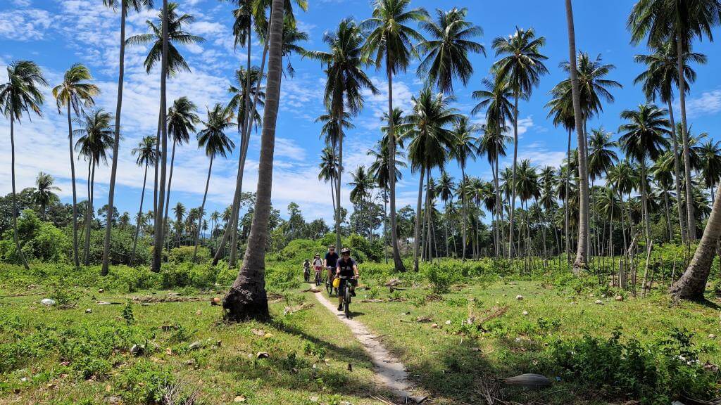 Bæredygtig turisme - cykeltur på Koh Samui