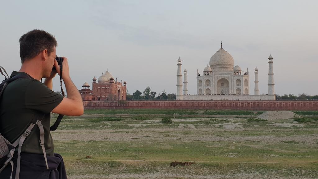 Se Taj Mahal i Indien fra anden vinkel