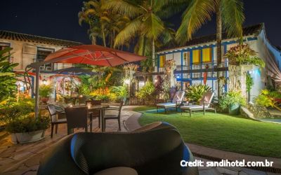 sandi hotel